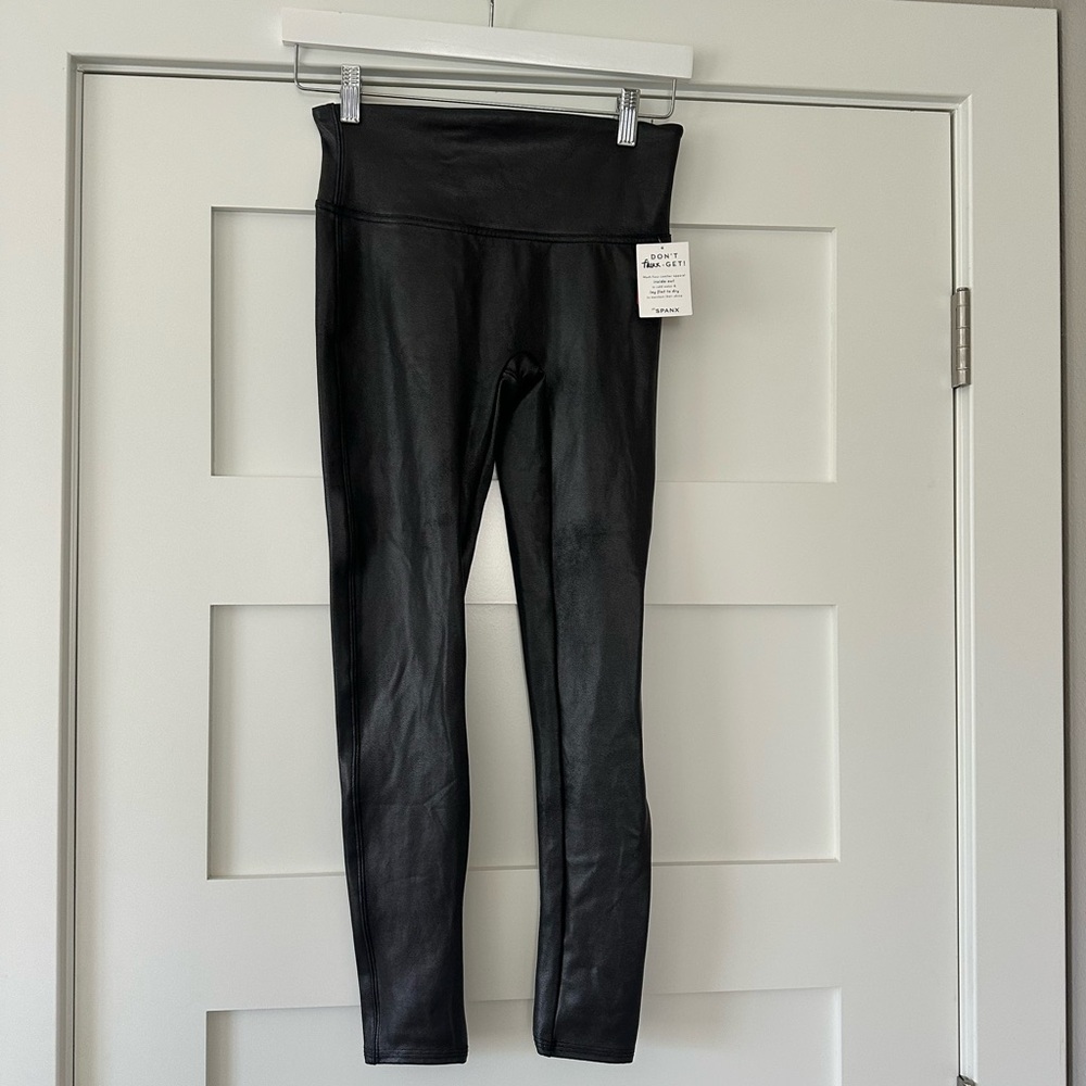 SPANX Petite Faux Leather Leggings